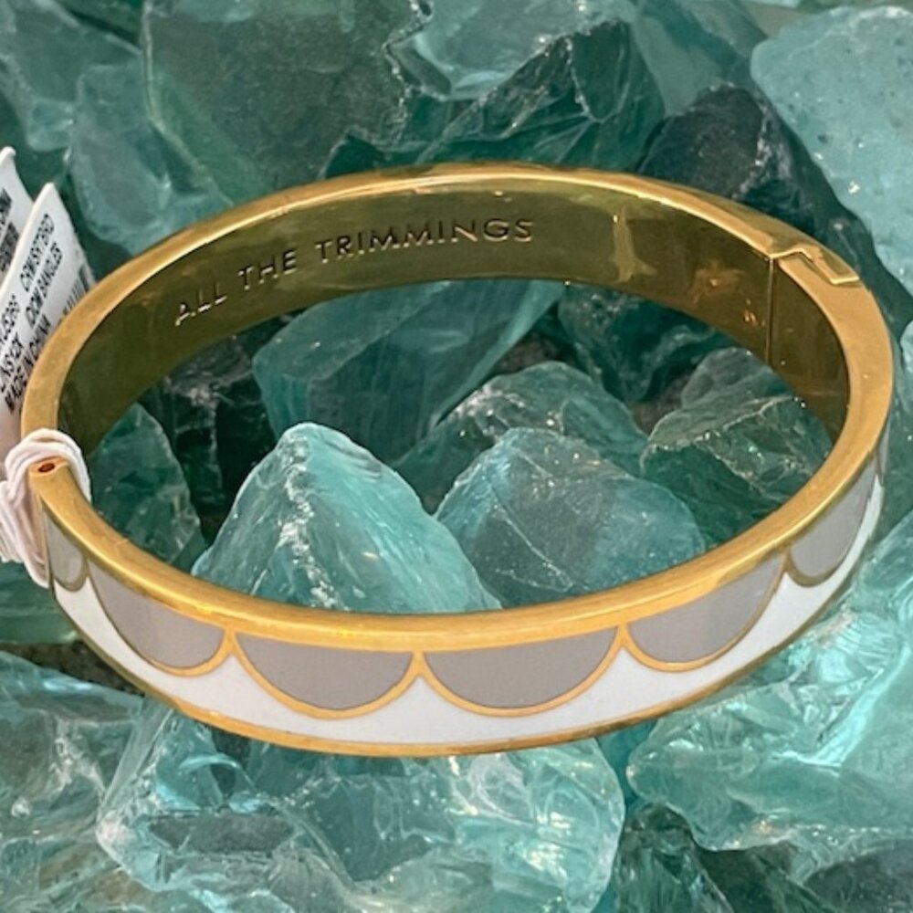 KATE SPADE BANGLE BRACELET "ALL THE TRIMMINGS" CREME GOLD NWT